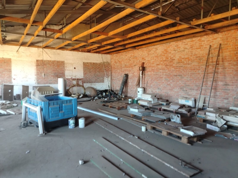  Bedroom Property for Sale in Ladybrand Free State